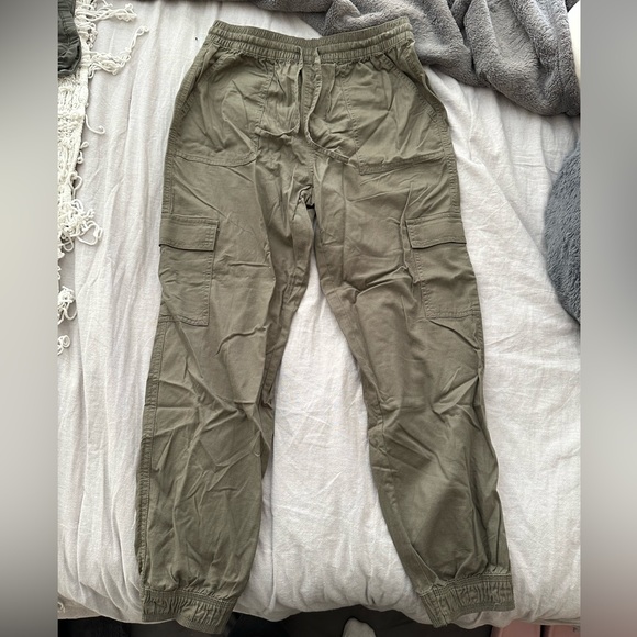 army green cargo pants - Picture 1 of 3